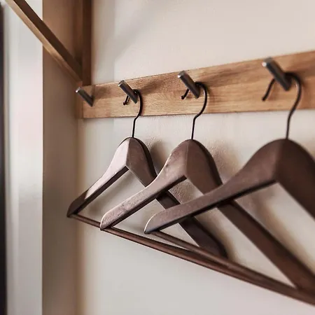 Slobrua Gjestegard 2*