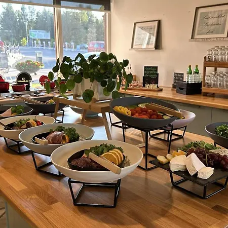 Slobrua Gjestegard Szálloda Skarnes Stasjonsby