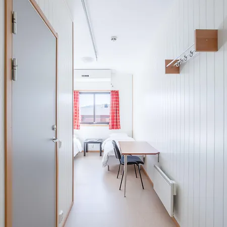 מלון Slobrua Gjestegard 2*