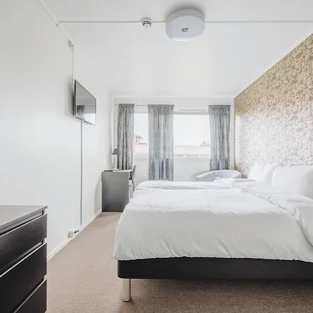 מלון Slobrua Gjestegard