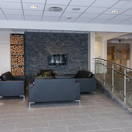 מלון Slobrua Gjestegard