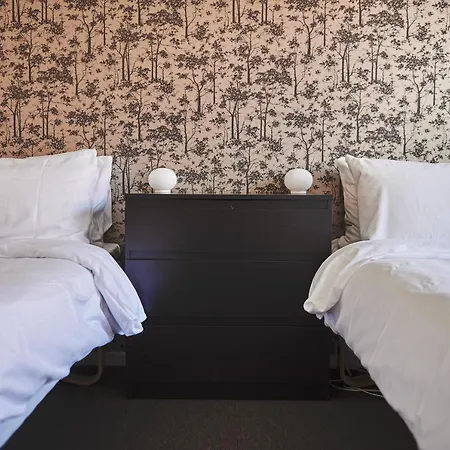 Slobrua Gjestegard Hotel 2*