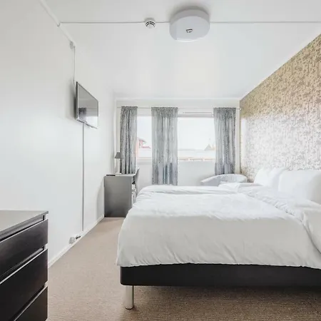 Slobrua Gjestegard מלון Skarnes Stasjonsby