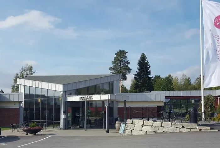 Otel Slobrua Gjestegard Skarnes Stasjonsby