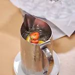 Slobrua Gjestegard Отель Skarnes
